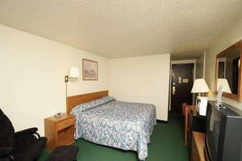 Travelodge Yankton Eksteriør billede
